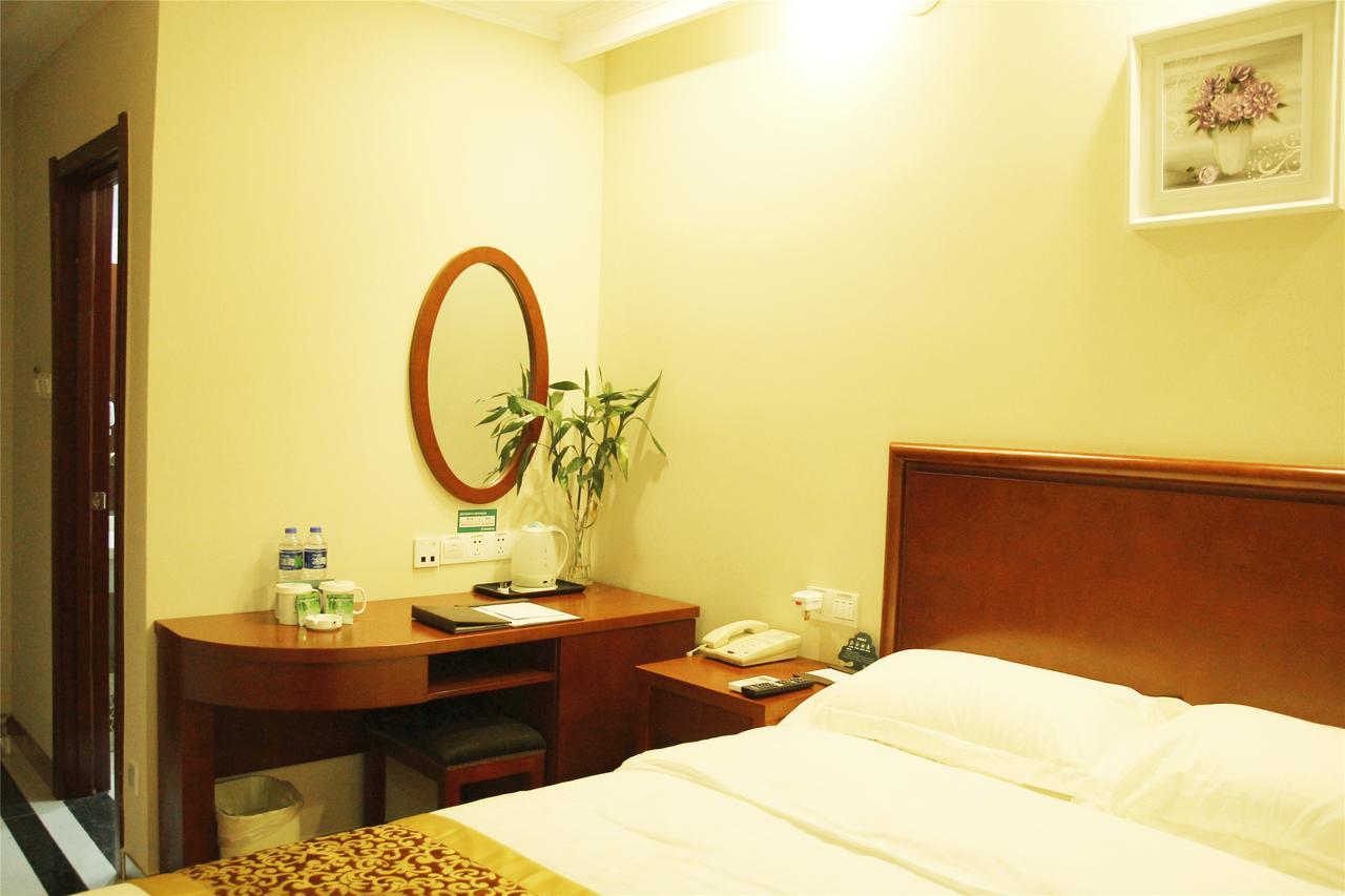 Greentree Inn Fujian Fuzhou Jinshan Wanda Pushang Avenue Business Hotel Фучжоу Екстер'єр фото